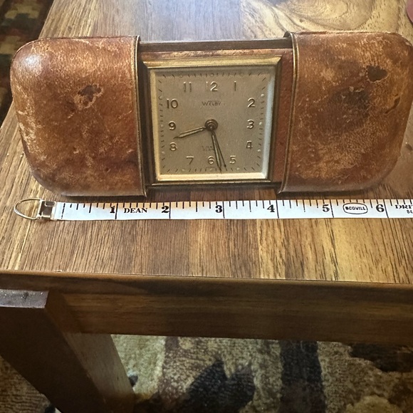 WELBY (Large) 7 JEWEL TRAVEL ALARM CLOCK LEATHER SLIDING CASE US ZONE GERMANY. - Picture 2 of 5
